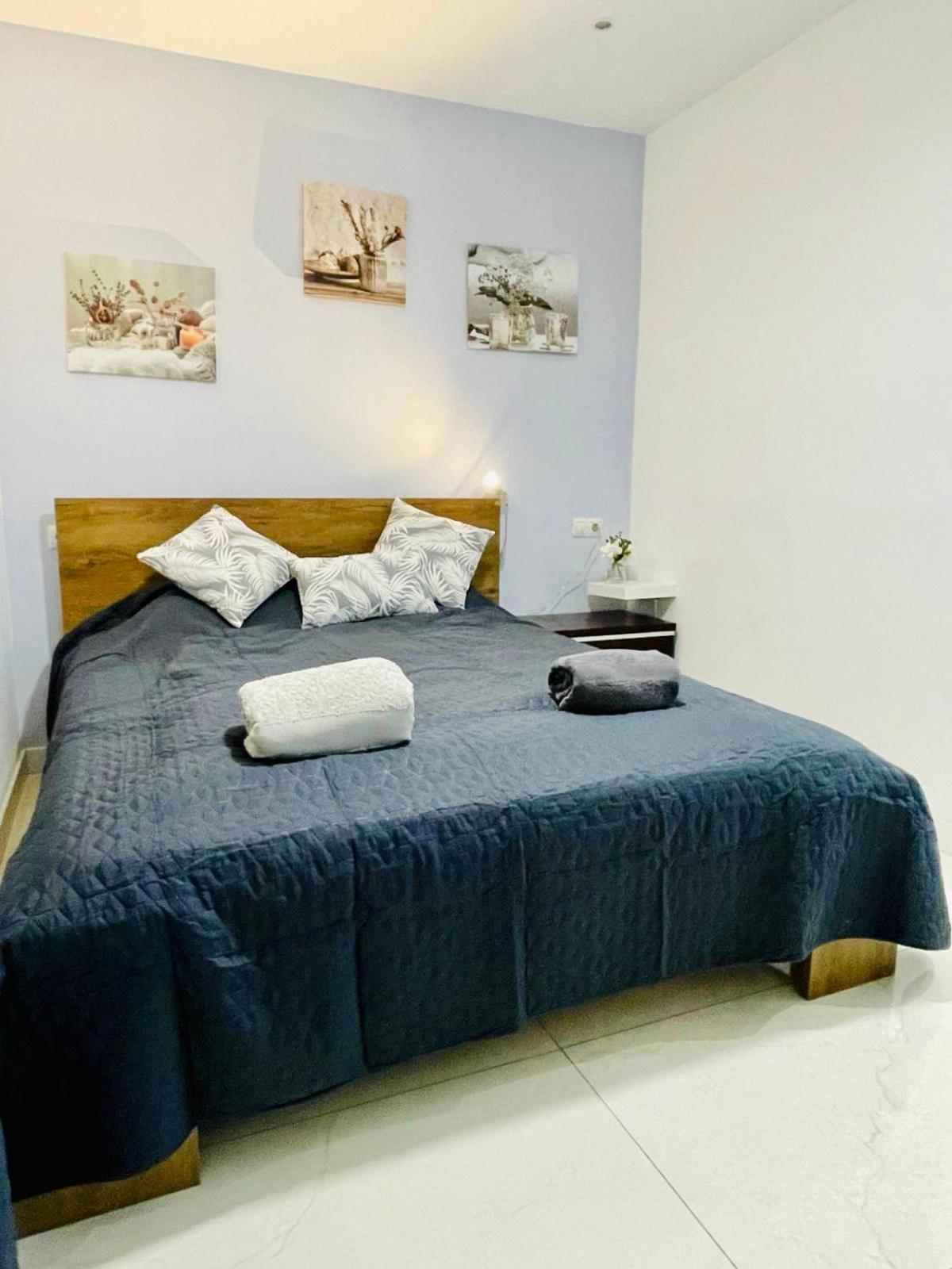 Апартаменты Apartament Salamanca Малага Экстерьер фото